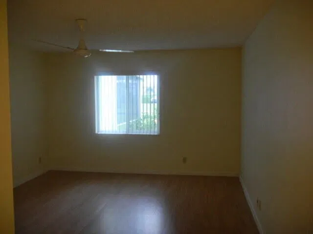 Residence photo 5