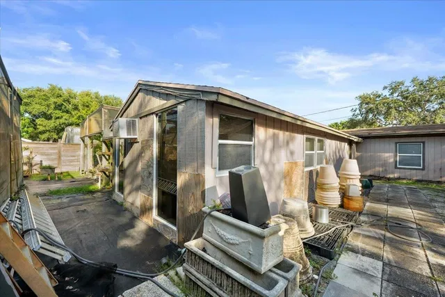 Residence photo 4