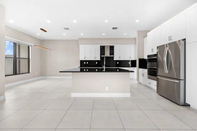 Residence photo 9