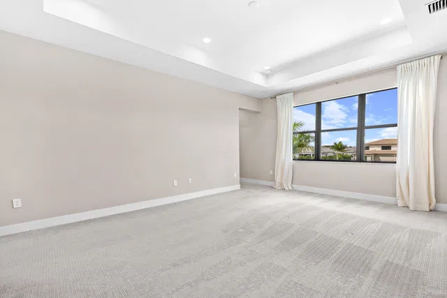 Residence photo 20