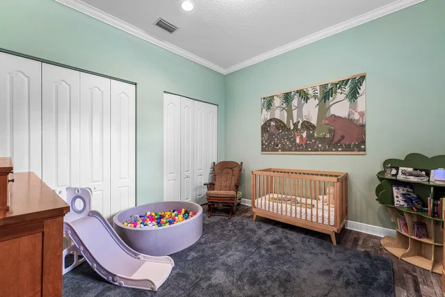 Residence photo 30