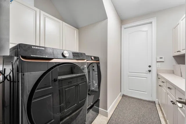 Residence photo 42