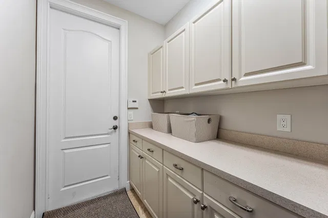 Residence photo 43