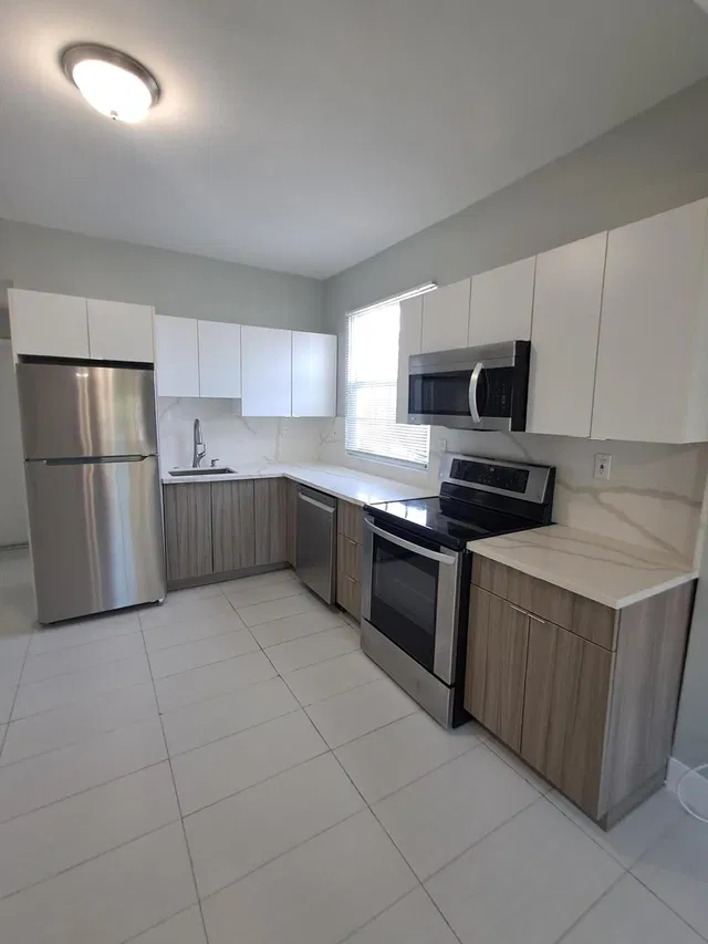 Unit 3 Back House photo 8