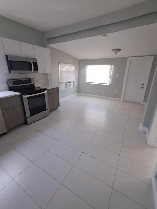 Unit 3 Back House photo 18