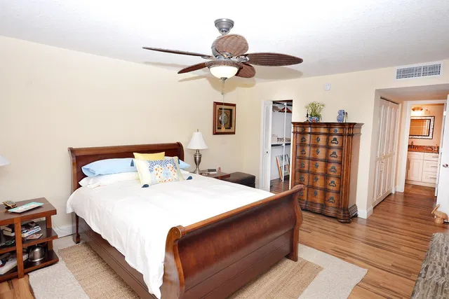 South Palm Beach Unit 3100 photo 33