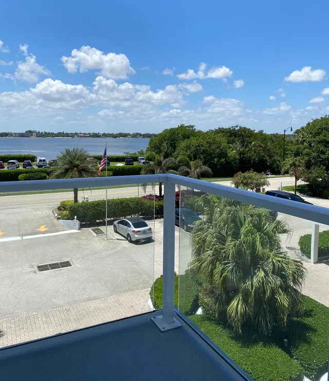 The Patrician of Palm Beach Unit 223 photo 20