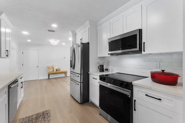  Residence photo 14