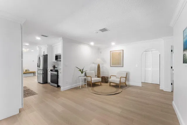  Residence photo 19
