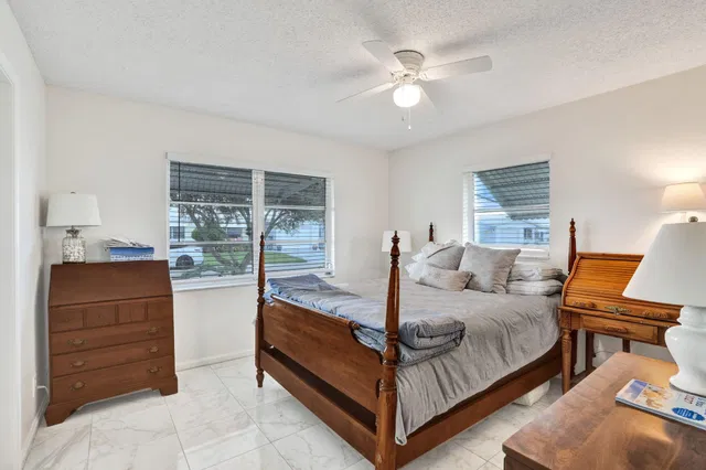 Residence photo 14