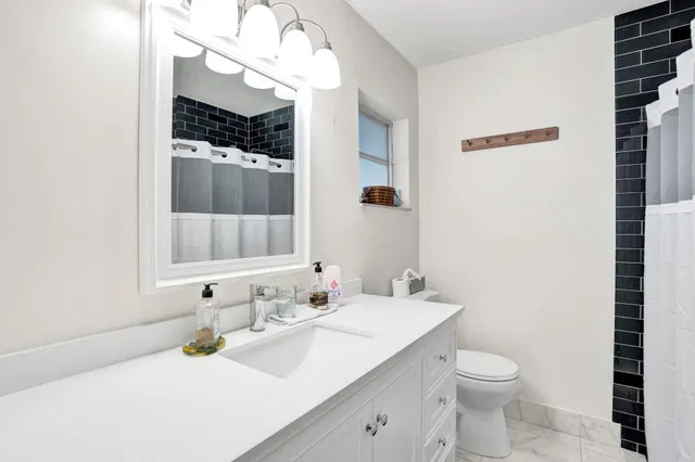 Residence photo 20