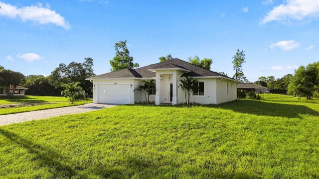 Residence photo 2