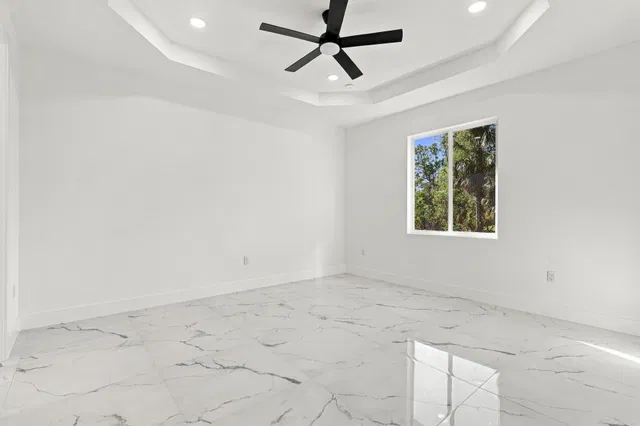 Residence photo 24
