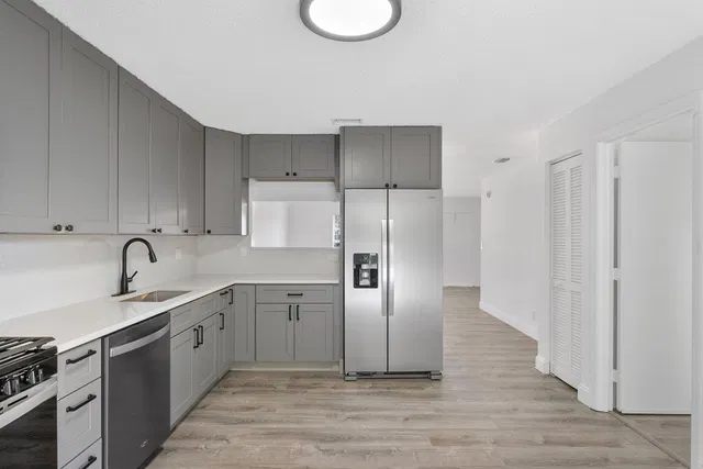 Residence photo 12
