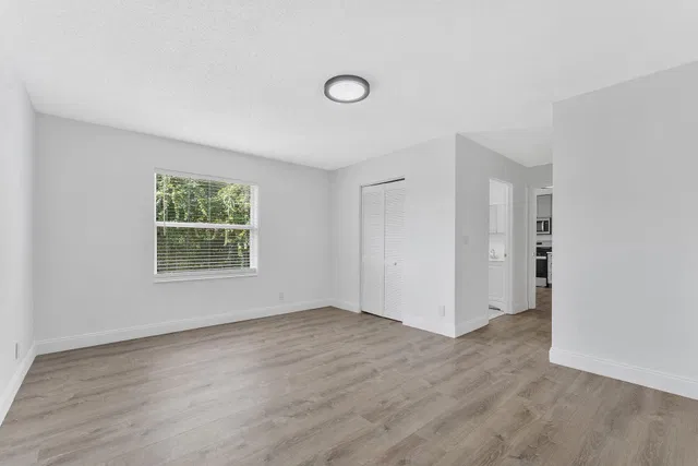 Residence photo 18