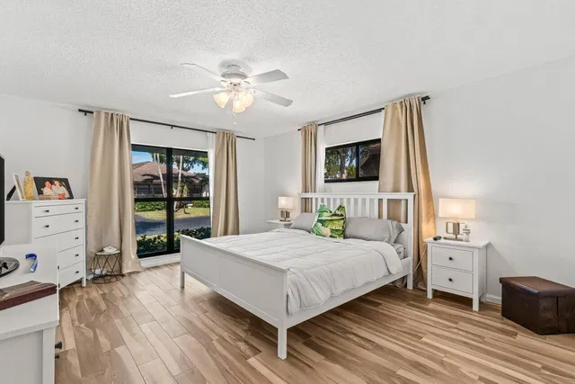 Residence photo 15