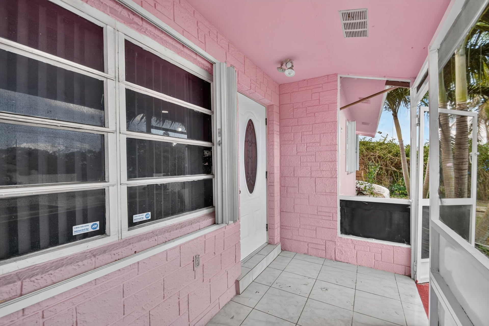 Residence photo 5