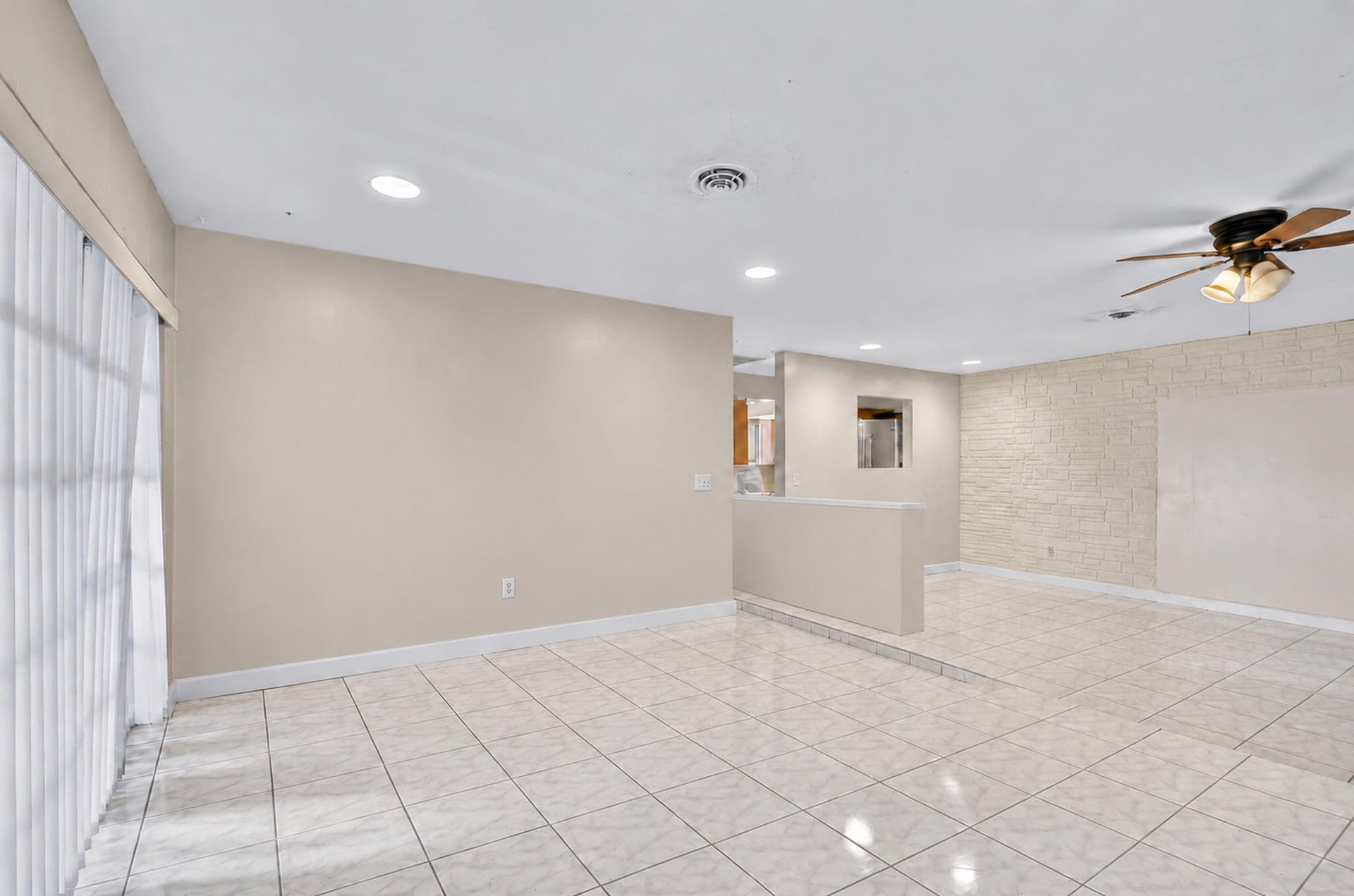 Residence photo 9