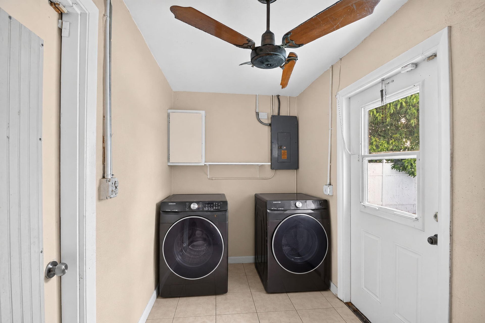 Residence photo 20