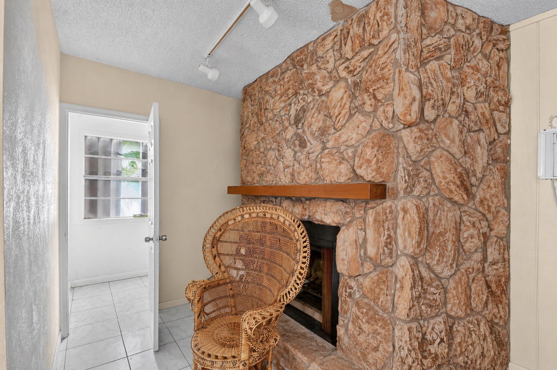 Residence photo 36