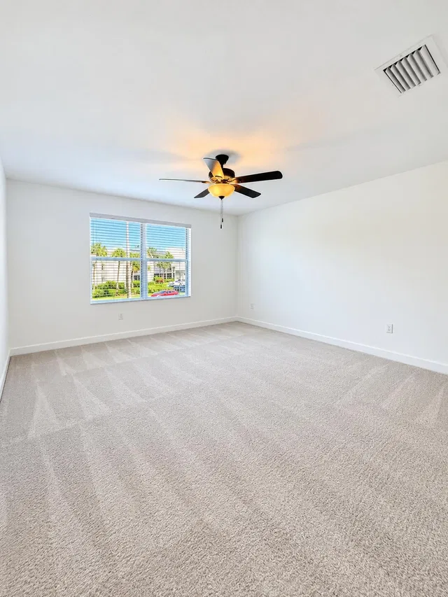  Residence photo 10