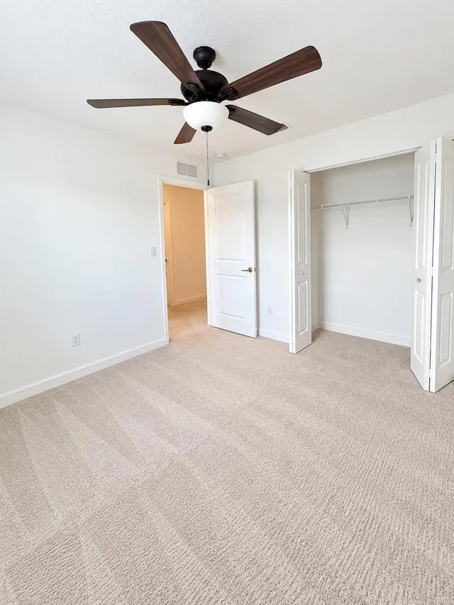  Residence photo 16