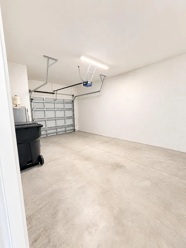  Residence photo 25