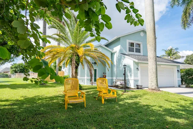 Residence photo 3