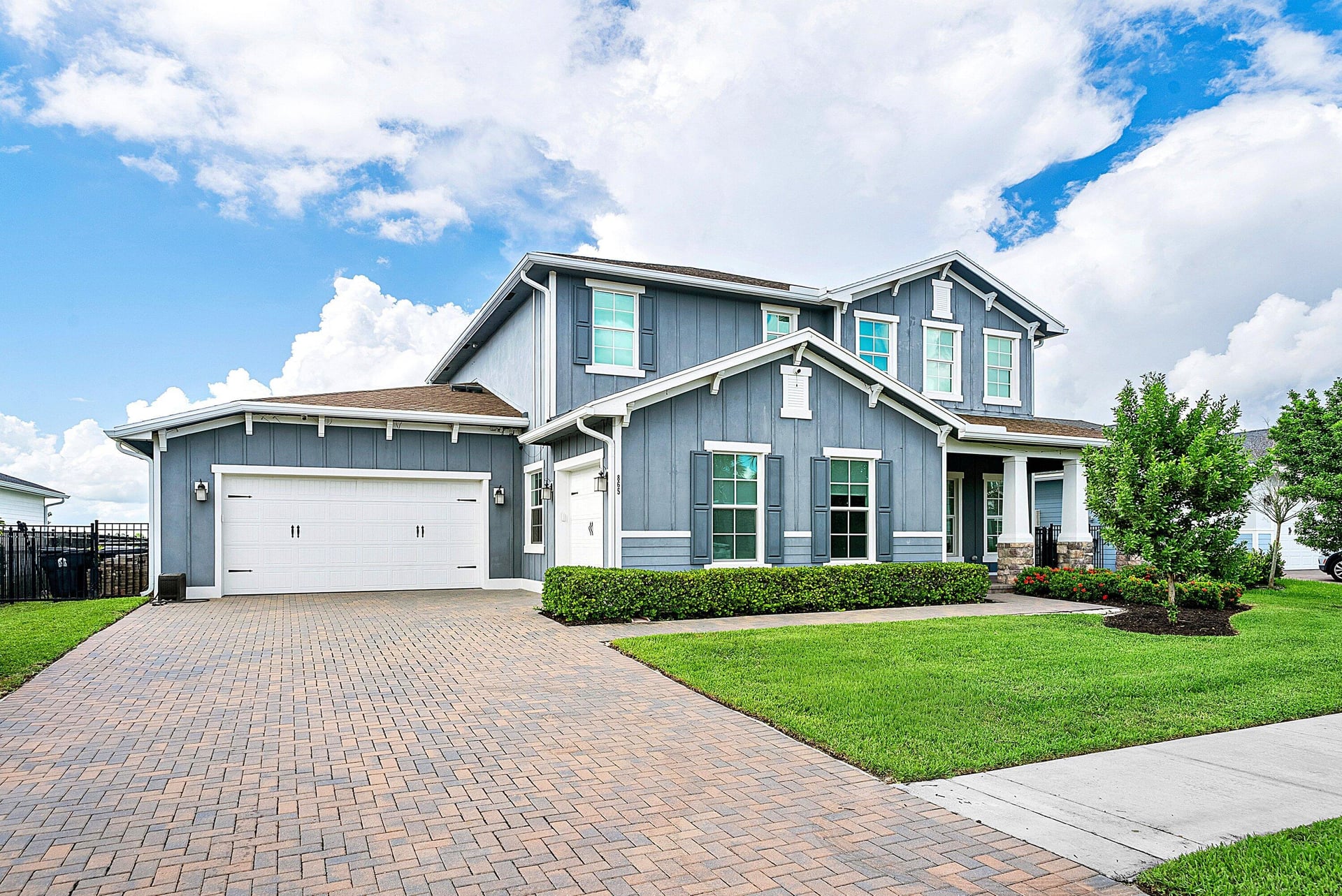 Residence photo 3