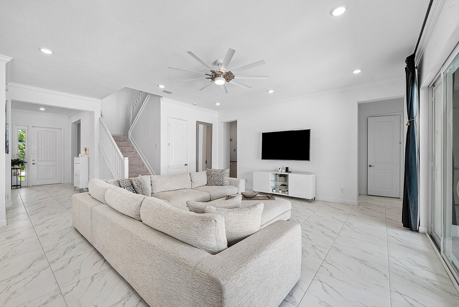 Residence photo 8