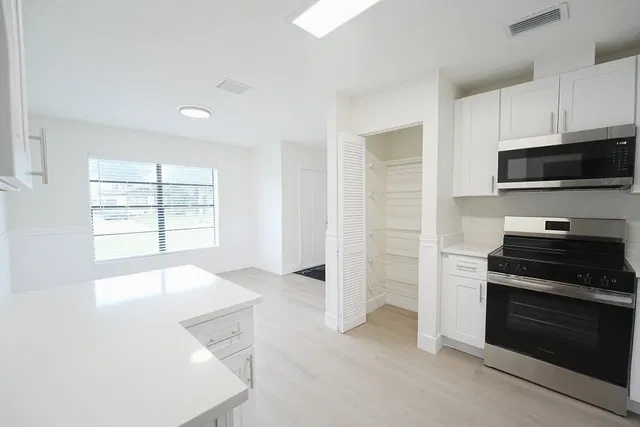  Residence photo 13