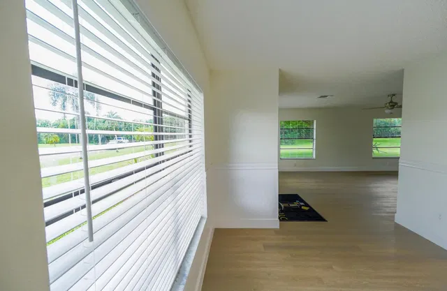  Residence photo 16