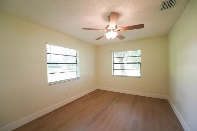 Residence photo 24