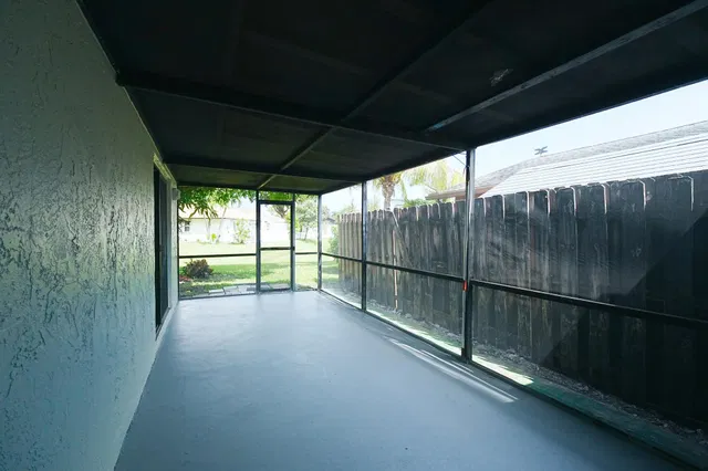  Residence photo 37