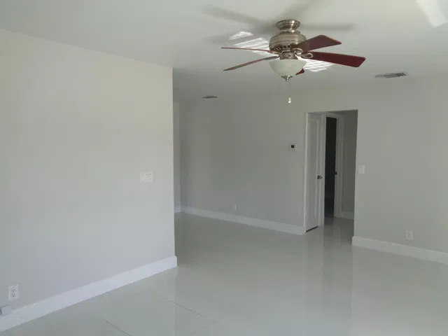 Residence photo 6
