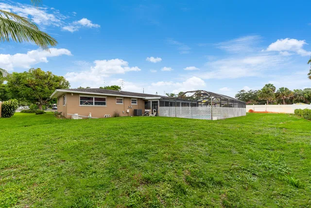 Residence photo 15