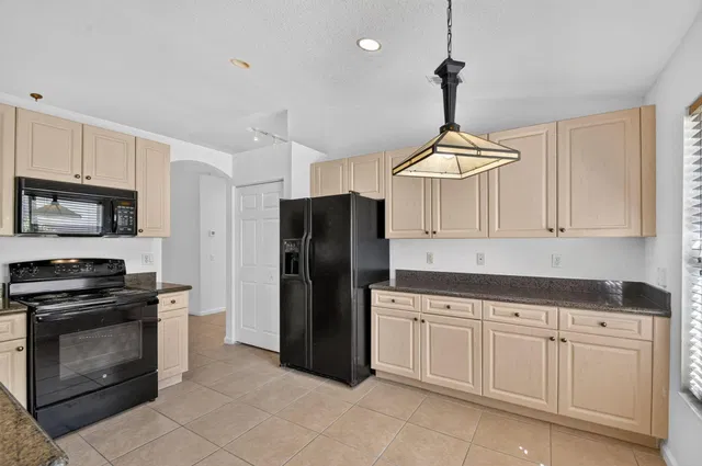 Residence photo 6