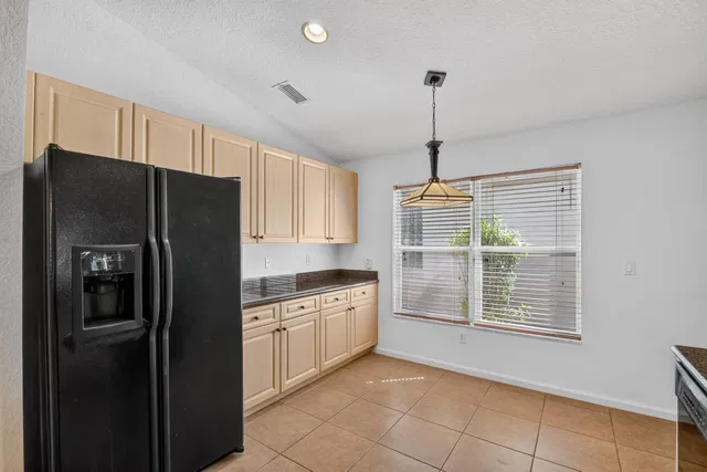 Residence photo 8