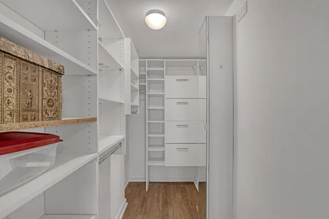 Unit 5060 photo 15