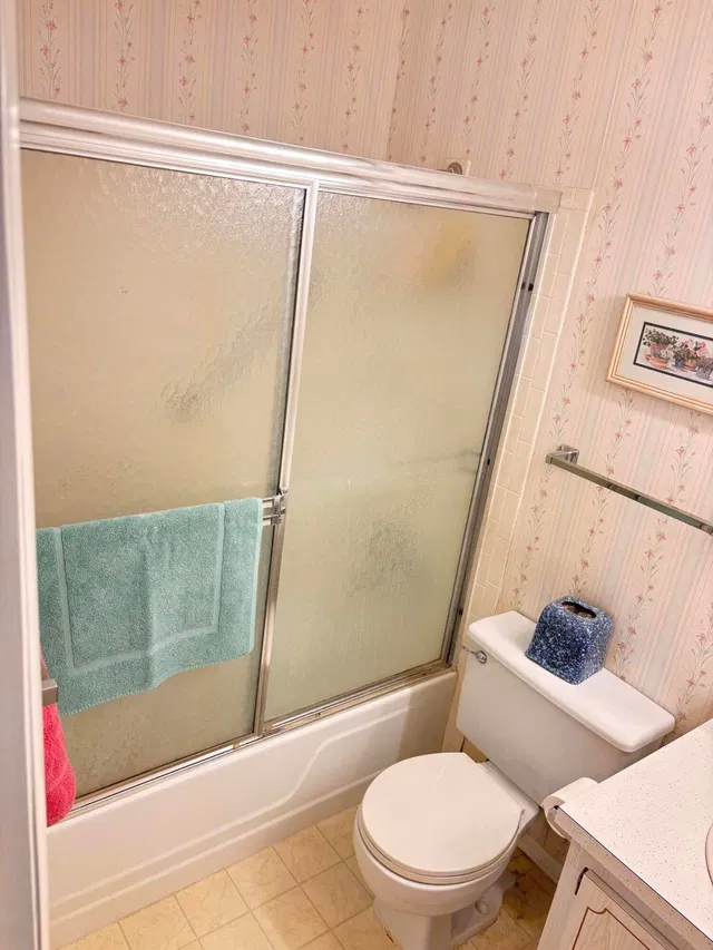 Unit Apt k11 photo 17
