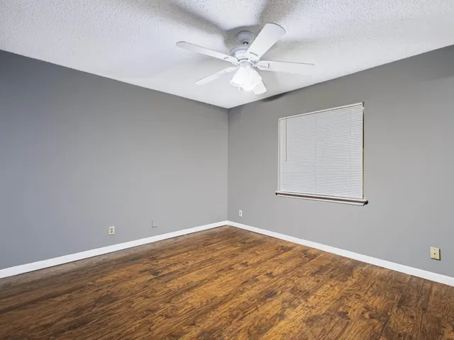 Residence photo 23