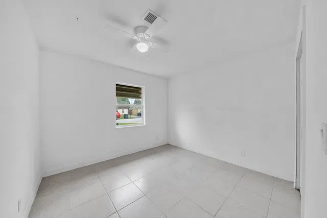 Residence photo 23