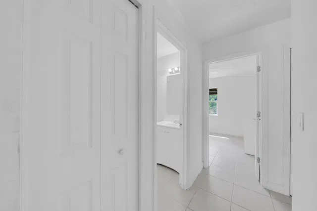 Residence photo 26