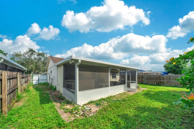 Residence photo 35