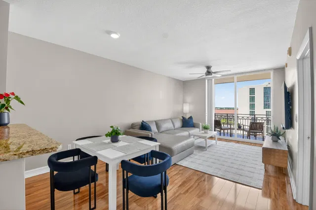 CityPlace South Tower Unit 821 photo 4