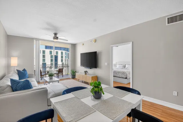 CityPlace South Tower Unit 821 photo 5