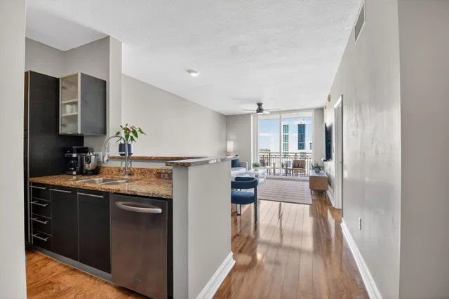 CityPlace South Tower Unit 821 photo 9
