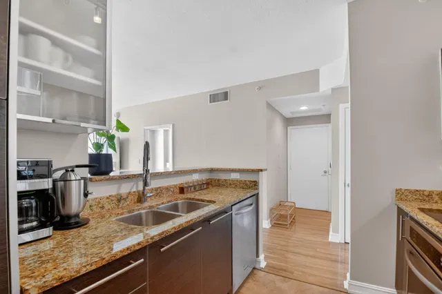 CityPlace South Tower Unit 821 photo 12