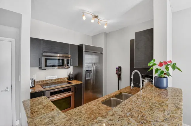 CityPlace South Tower Unit 821 photo 13