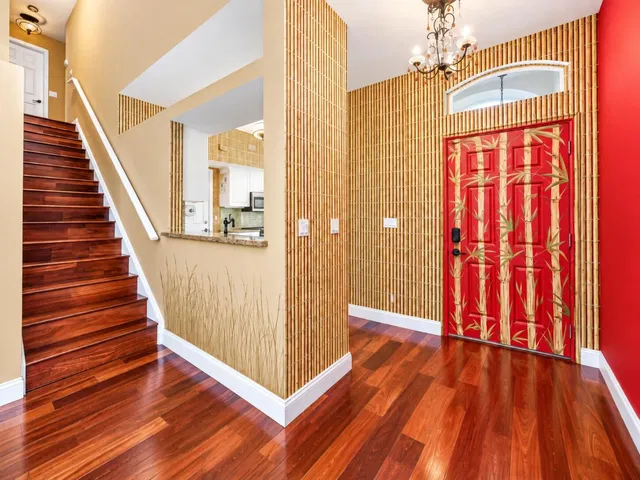  Residence photo 4